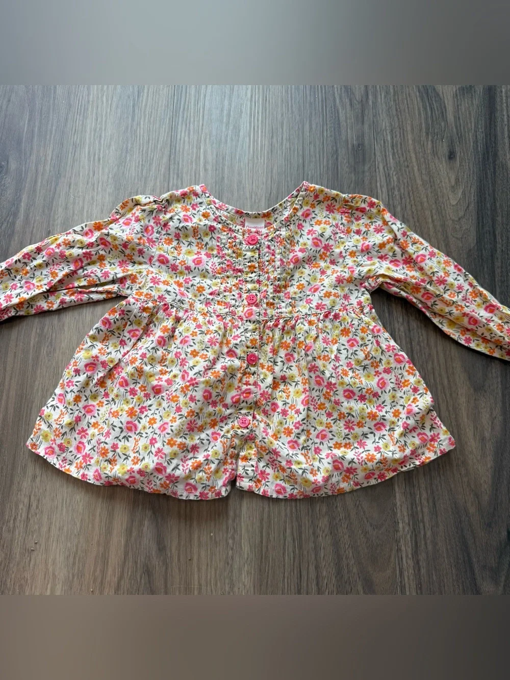 ✨2/$6✨ Baby girl Oshkosh shirt